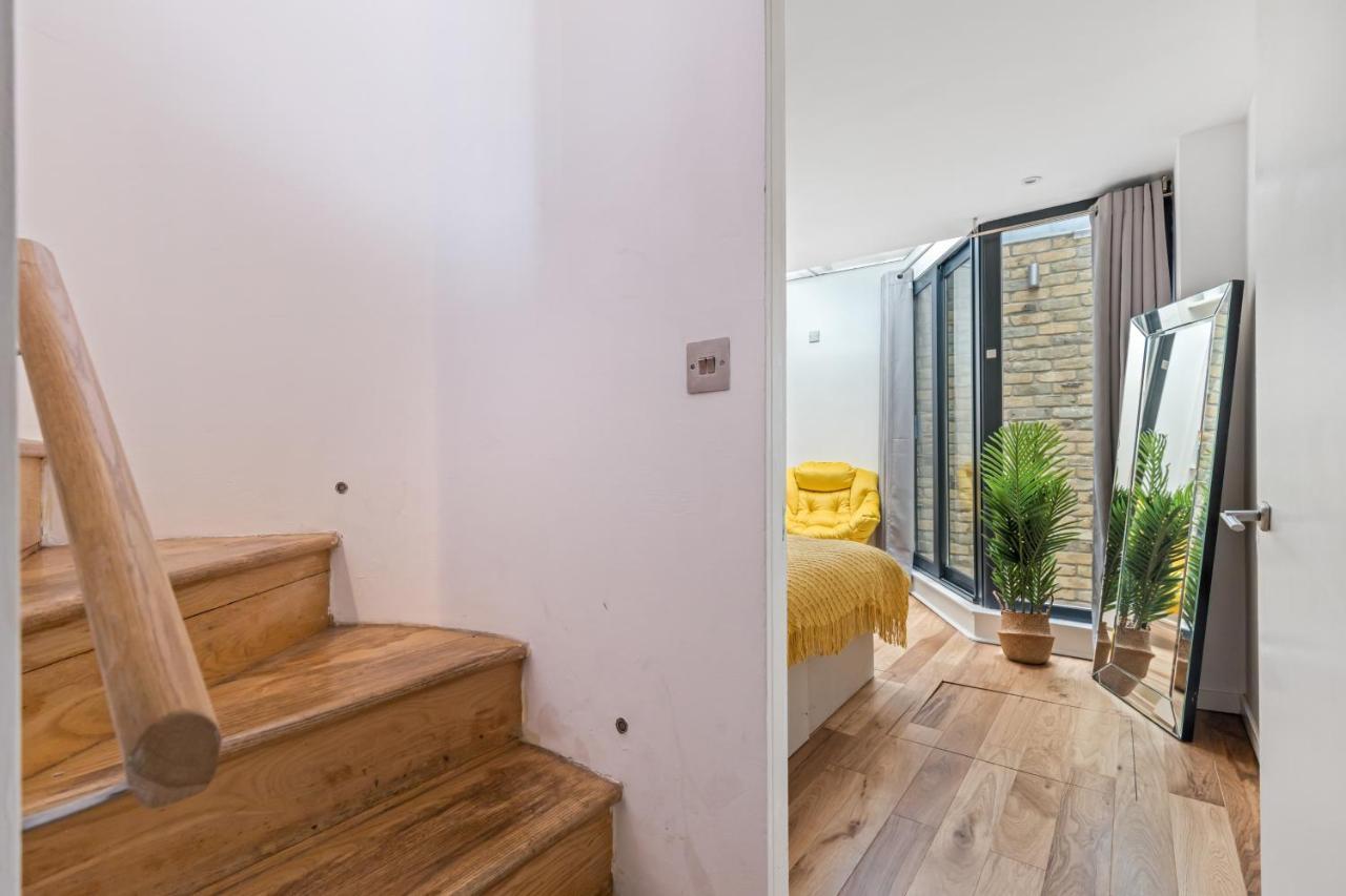 Trafalgar Square Arty Apartment London Exterior photo